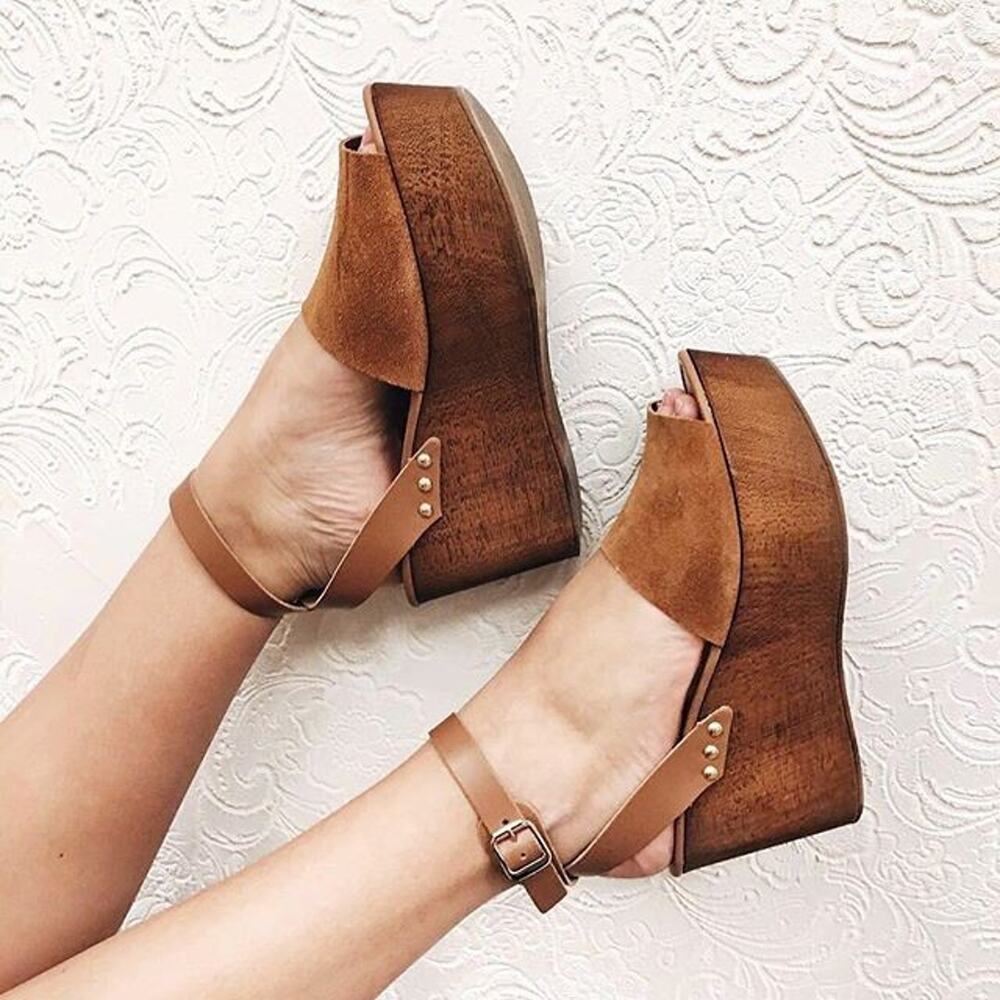 Seychelles Wedge Sandals 41 9.5 Brown Suede Forward Platform